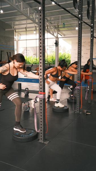 Glute Devepment classes